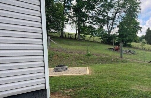 Neeley"s Country Suite