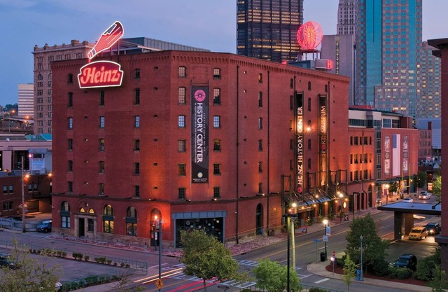 NEW 1 bed/1 bath: Close to Stadiums, Hospitals & Downtown