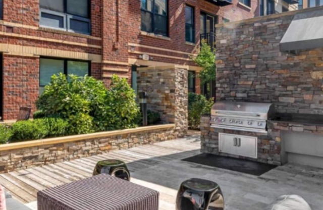 NEW Fully Furnished 1BR in Arlington, VA only 3 blocks to metro!