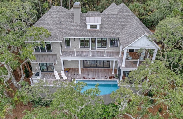 New Build, pool, marsh views