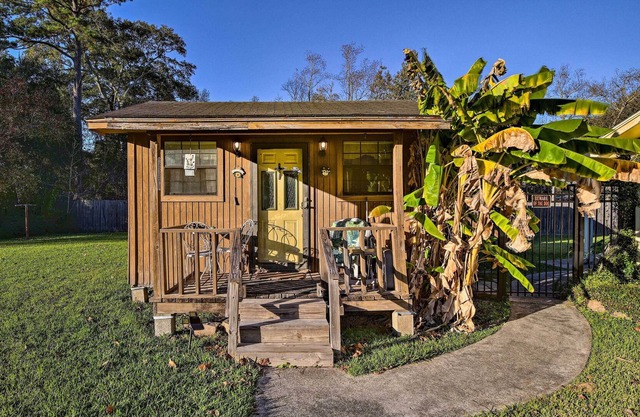 Cheerful Studio Cottage ~ 10 Mi to Beaumont!
