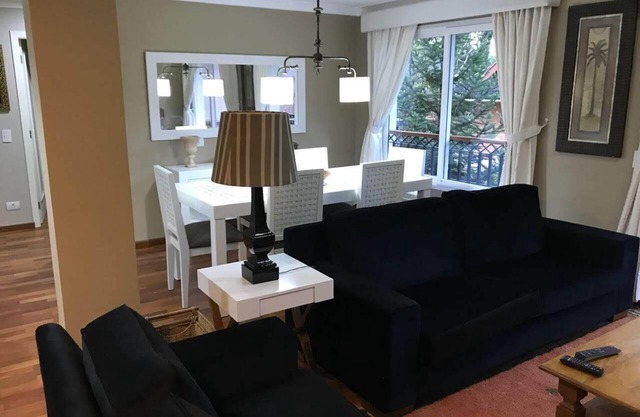 Nuevo apartamento dúplex en Campos do Jordão