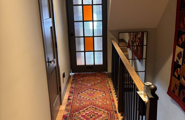 New Hope Zen. 3rd floor 1 bedroom w/ private bath. No private entrance .