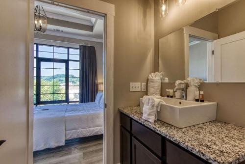 New Hotel Collection Smoky Mountains