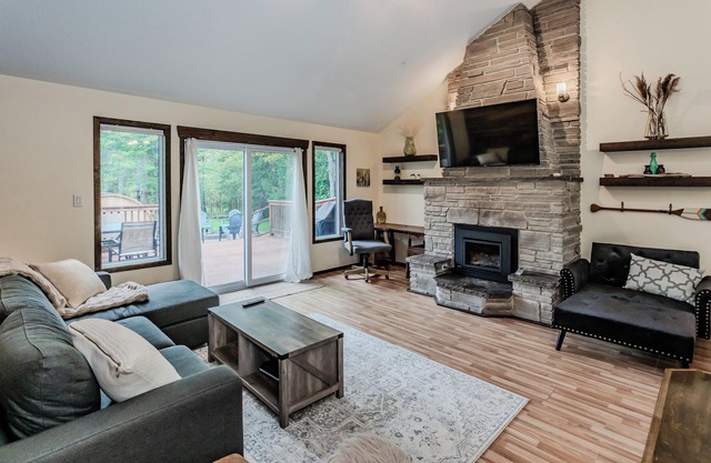NEW in Sauble - Sauna & Hot Tub at Sauble Shores