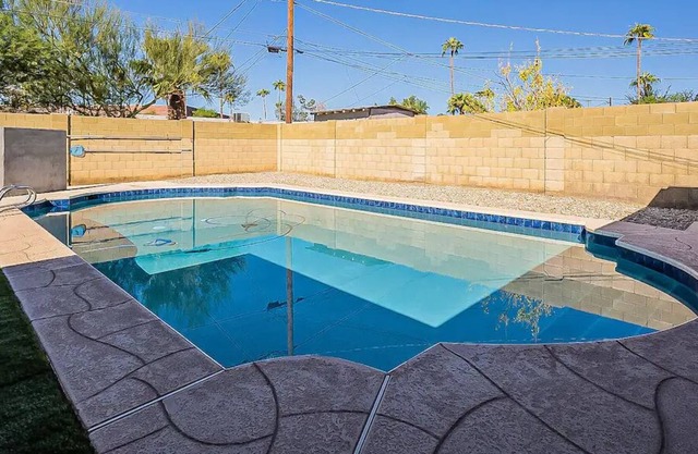 🌞NEW Listing🌞 Fiesta Cottage~ Pool🏊‍♀️ Foosball~ BBQ🍔 fire pit🔥 6 Adults+5 Kids