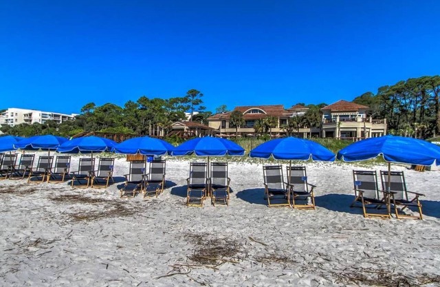 New Listing 2 BR Night Heron Close to Beach w Lagoon Views Sleeps 6 King 4 Twins