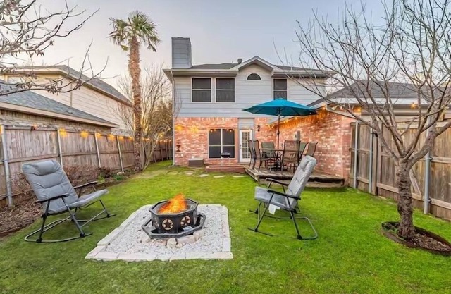 New Lux 3-BR Garage,Gated Yard, by The Star Frisco