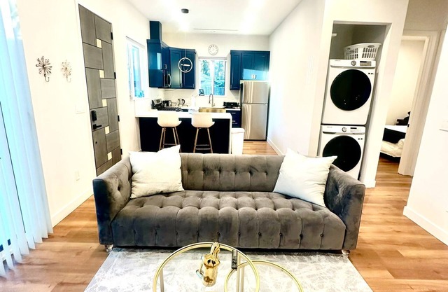New Modern 2BR + 1Bath!