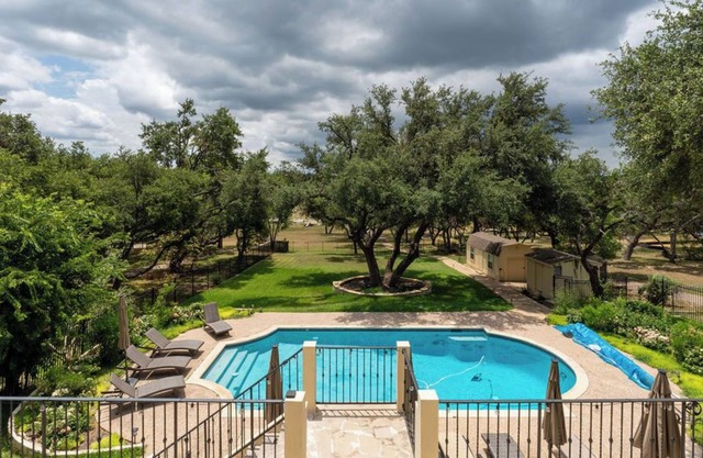 *NEW* - Pool | Sleeps 16 - WalkerVR Walking on Sunshine!