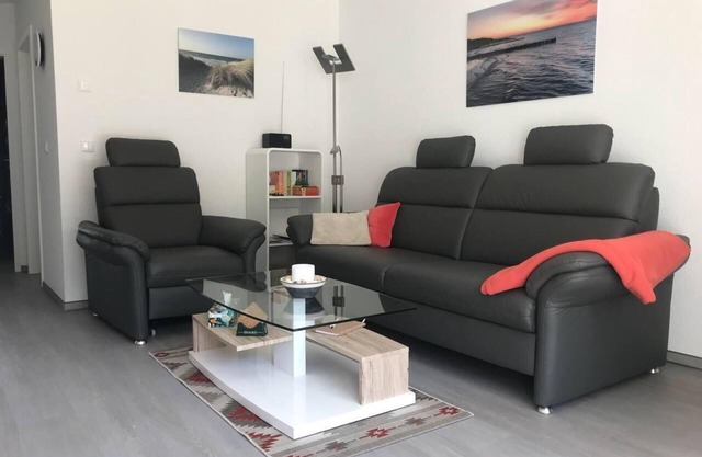 Nuevo apartamento tranquilo en el bosque costero Graal-Müritz convivencia apartamento Hasenwinkel 4 EG