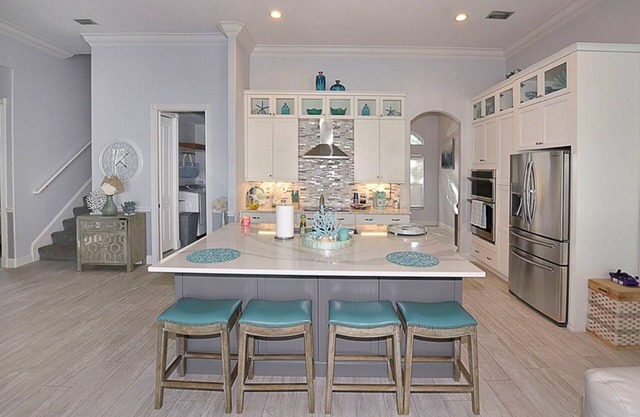 NEW!!☀️Vero Islander is minutes to 🏖️beach. Private pool in a gated community🌴