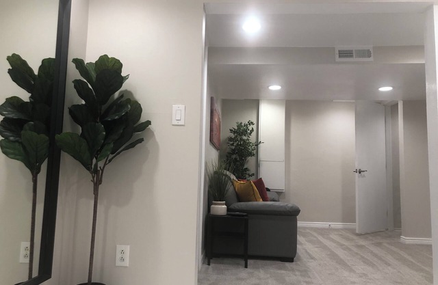 New Yalecrest Apartment near Downtown Salt Lake City