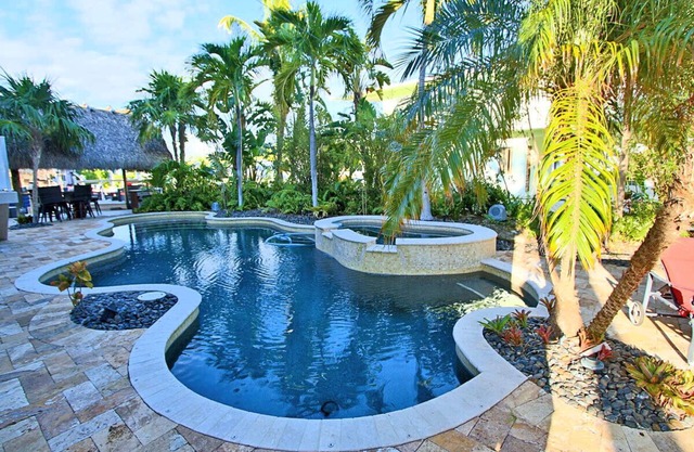 New Listing Canal Home Snake Creek with Bay&Ocean Access Tiki&Pool 100ft Dockage