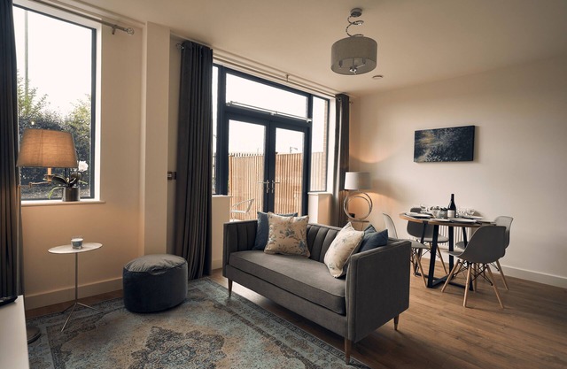 Kingfisher-Estándar-Apartamento-Baño Privado-Terraza