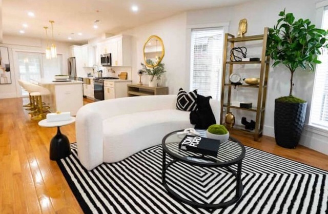 Newly renovated 2 bedroom 2 bath condo