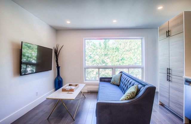 Newly renovated bright open condo