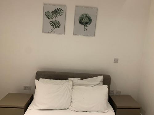 Next to London City airport Apartments
