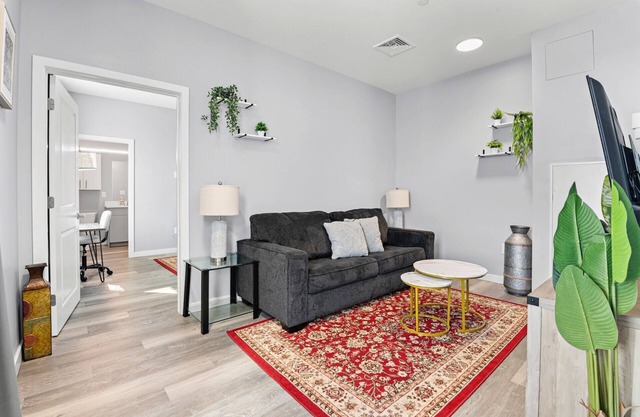Nice 1BR Near Encore Boston 7235