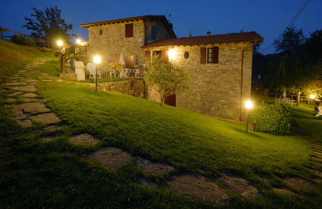 Bonito apartamento en el campo con piscina