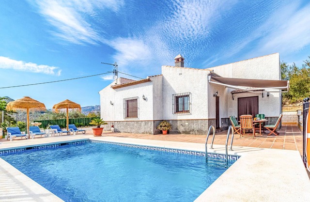 Bonita casa en Periana con cocina