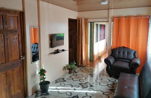 Linda Casa recién construida para Vacacionar