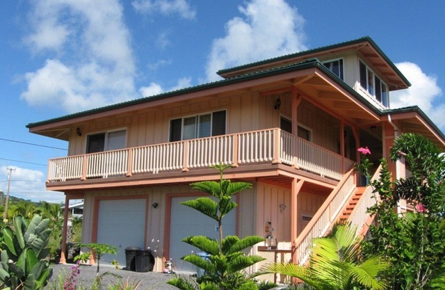 Bonito estudio con aire acondicionado cerca de las playas de Kehena / Pohoiki y campos de lava - para 3 personas