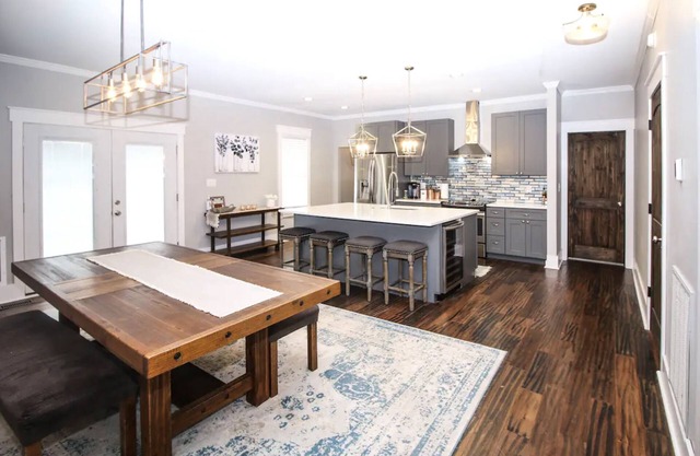 NoDa Updated Mill Home! Amazing Location- Walkable-Bars, Restaurants and Rail!