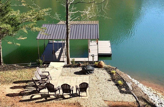 NORRIS LAKE FRONT RENTALS: DAWSON'S CREEK NEW DOCK CON PLATAFORMA DE SALTO