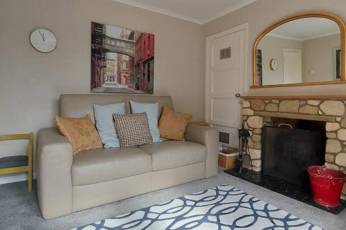 Norwich City, lovely 3 bed house, EV charger, arcade machine, free parking for 3 cars
