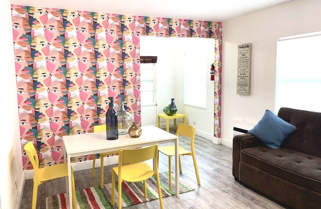 Oasis-05 5 MIN FROM MIAMI BEACH, 1/1 Apt, Miami Design District & Wynwood