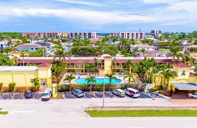 Oasis Boca Raton