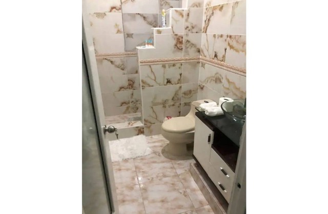 Ocean View Apartment-5 minutes walk to the beach
