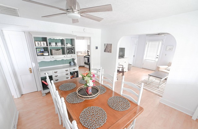 FRENTE AL MAR 3 dormitorios Jersey Shore Beach House! Pasos a la playa!