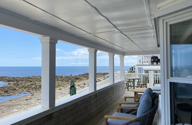 Oceanfront 4 bed. July 9-16 opening!