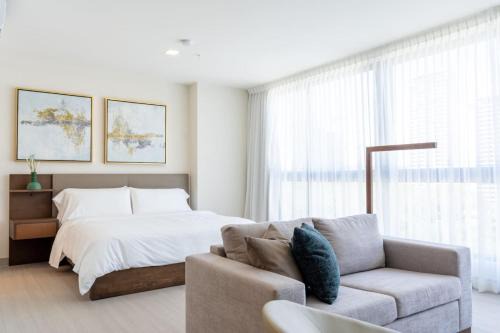 Oceanfront Serviced Studio Retreat in Costa del Este Panama City
