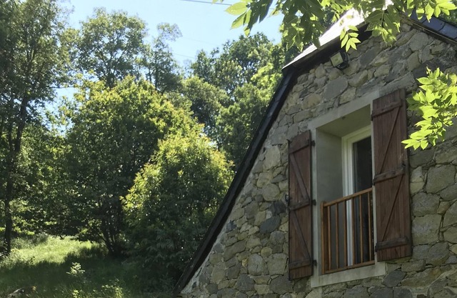 antiguo redil renovado 130m2 4 habitaciones confortables a 3 km de Argeles Gazost