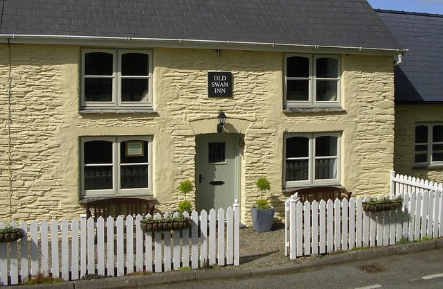 OLD SWAN INN - Encantadora casa de campo con vistas panorámicas de las colinas de Pembrokeshire