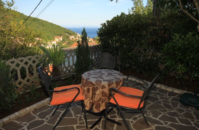 Apartamento de una habitación con terraza y vista al mar Moscenicka Draga, Opatija (A-7746-b)
