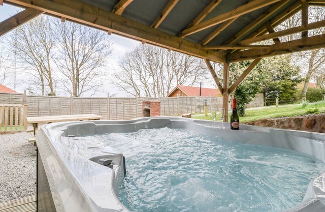 Orchard Cottage, WASHFORD