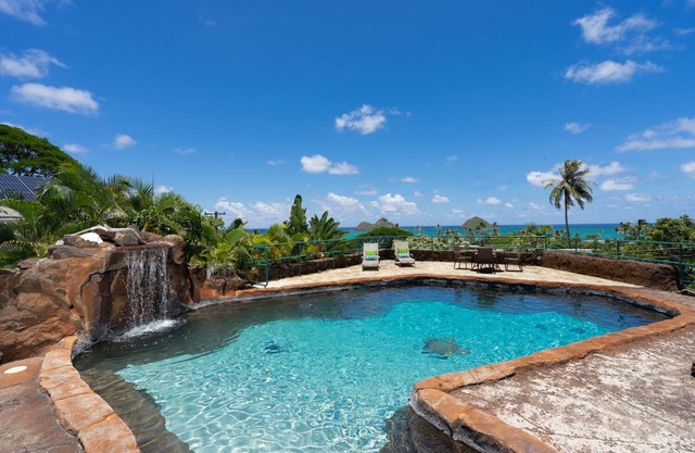 Orchid House | ¡Su hogar hawaiano espera su llegada para las fiestas!