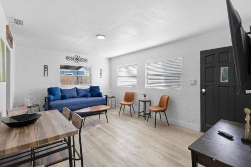 Orlando 2br Escape Patio Comfort For 6 Guests
