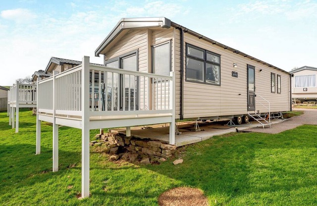 Otterton Premier Plus 3