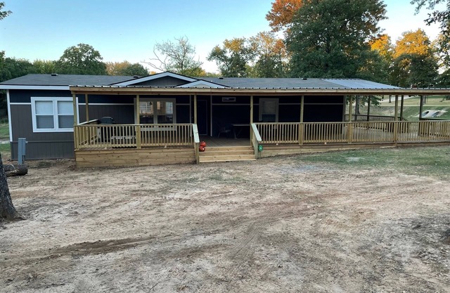 Our happy place at Lake Texoma is minutes away from the lake, marina & boat ramp