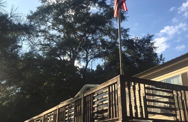 Nuestra propiedad privada está ubicada entre Lineville y Lake Wedowee Alabama.