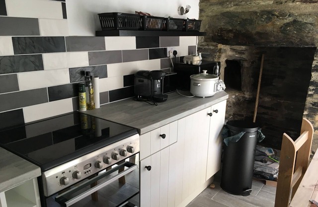 Over 250 year old tradition Cornish cottage