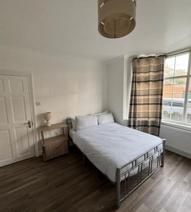 Oxborne Rooms UK - Gardner