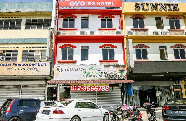 OYO 89672 EG HOTEL JJ