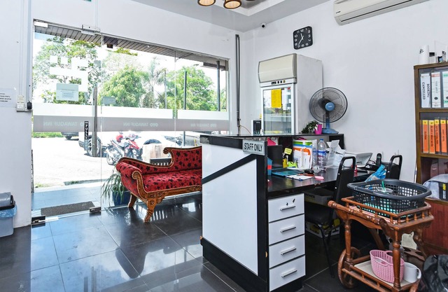 OYO 90364 Hotel Gemilang