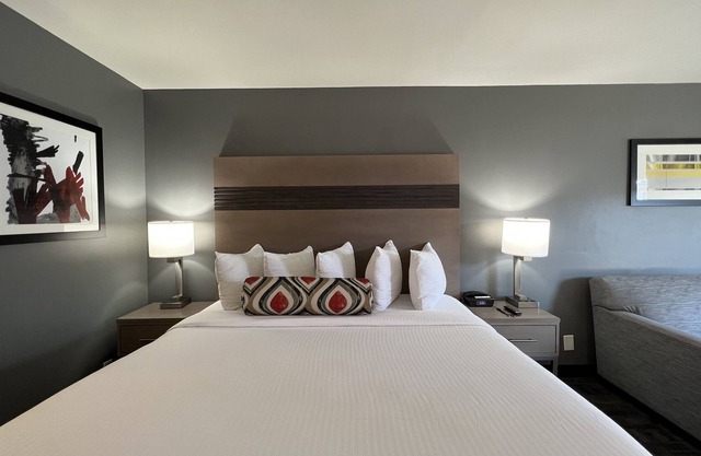 Pacific Motor Inn
